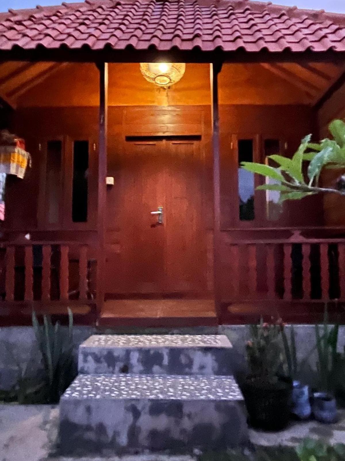 Telagamas Guest House Banjarangkan Экстерьер фото